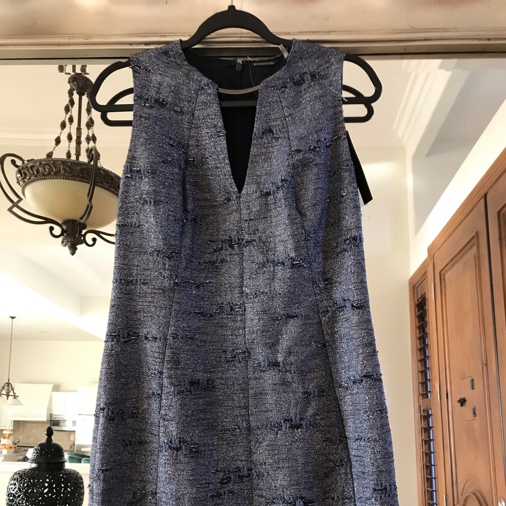 Elie Tahari Navy sleeveless Sheath dress